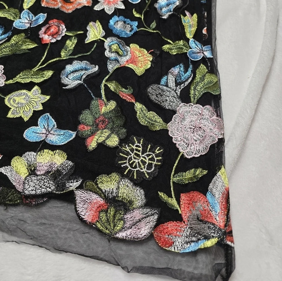 Love Ady Floral Embroidered Mini Shift Dress w/ Tulle Mesh Overlay, EUC! - Picture 5 of 14